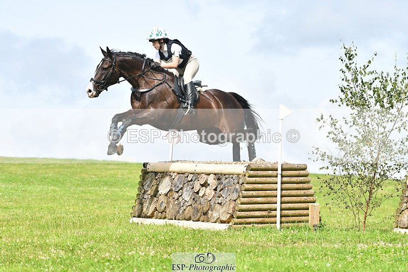 240804-103500-10410 - 403-Alana_Harries-THE_KNIGHT