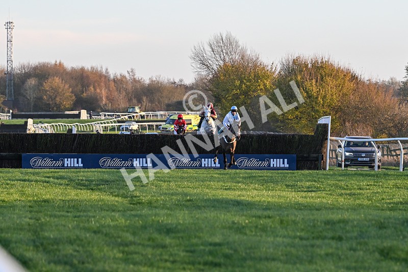 221124-Race 6-Presentandcounting-5317 - Race 6