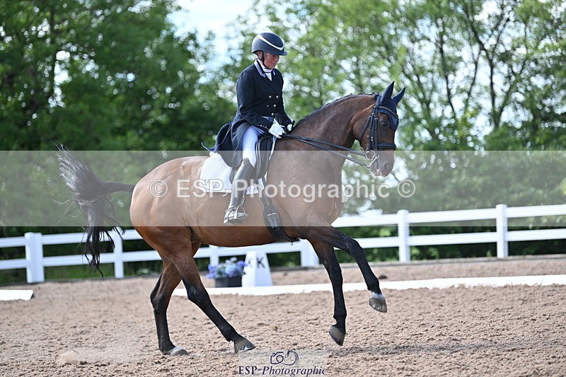 240622A-170003-13032 - Cls 42 BD FEI Intermediate II