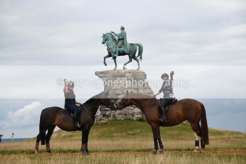 DSC_5957 - Time at Statue 12:17 to 12:44
