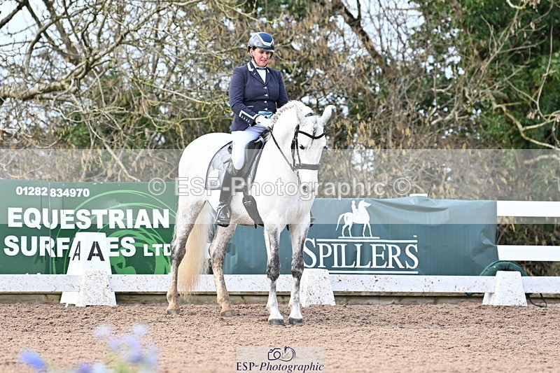 240218A-130647-07530 - 120-PAULA.LEE-Deseado.Santo