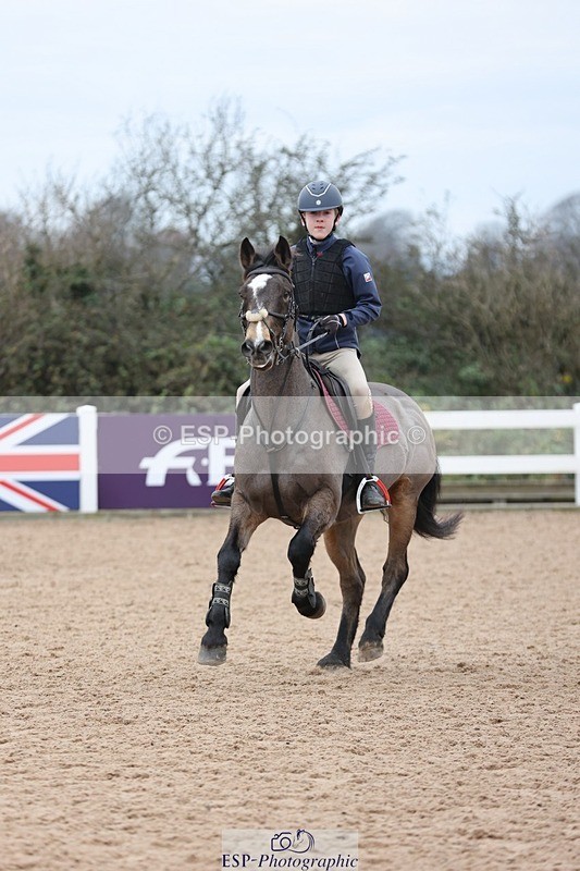 241116X-121439-01530 - Cls 10 Pony 1.00m Ooen