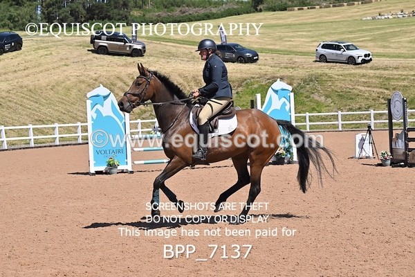 BPP_7137 - CLASS 14 FRI Nupafeeds Senior Dicovery/1m open