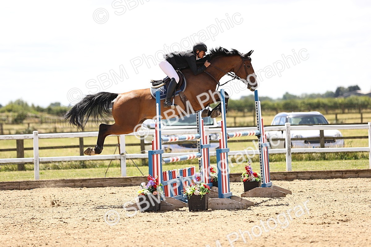 SBM_003852 - Class 22 - Senior Foxhunter 1.20m