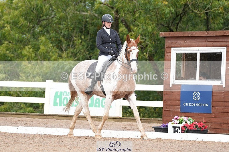 250907-111136-06011 - 090-Isabel.LawsonIn.the.pink