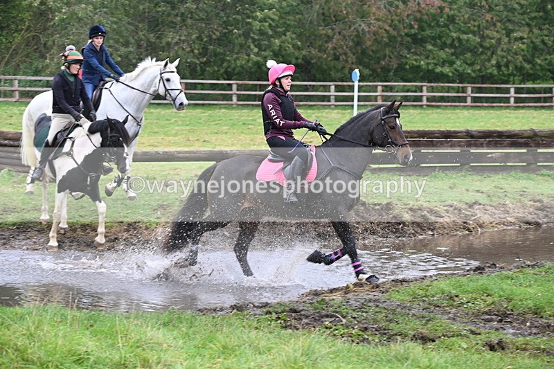 WJ6_9029 - Time at Photographer 14:46 to 14:57