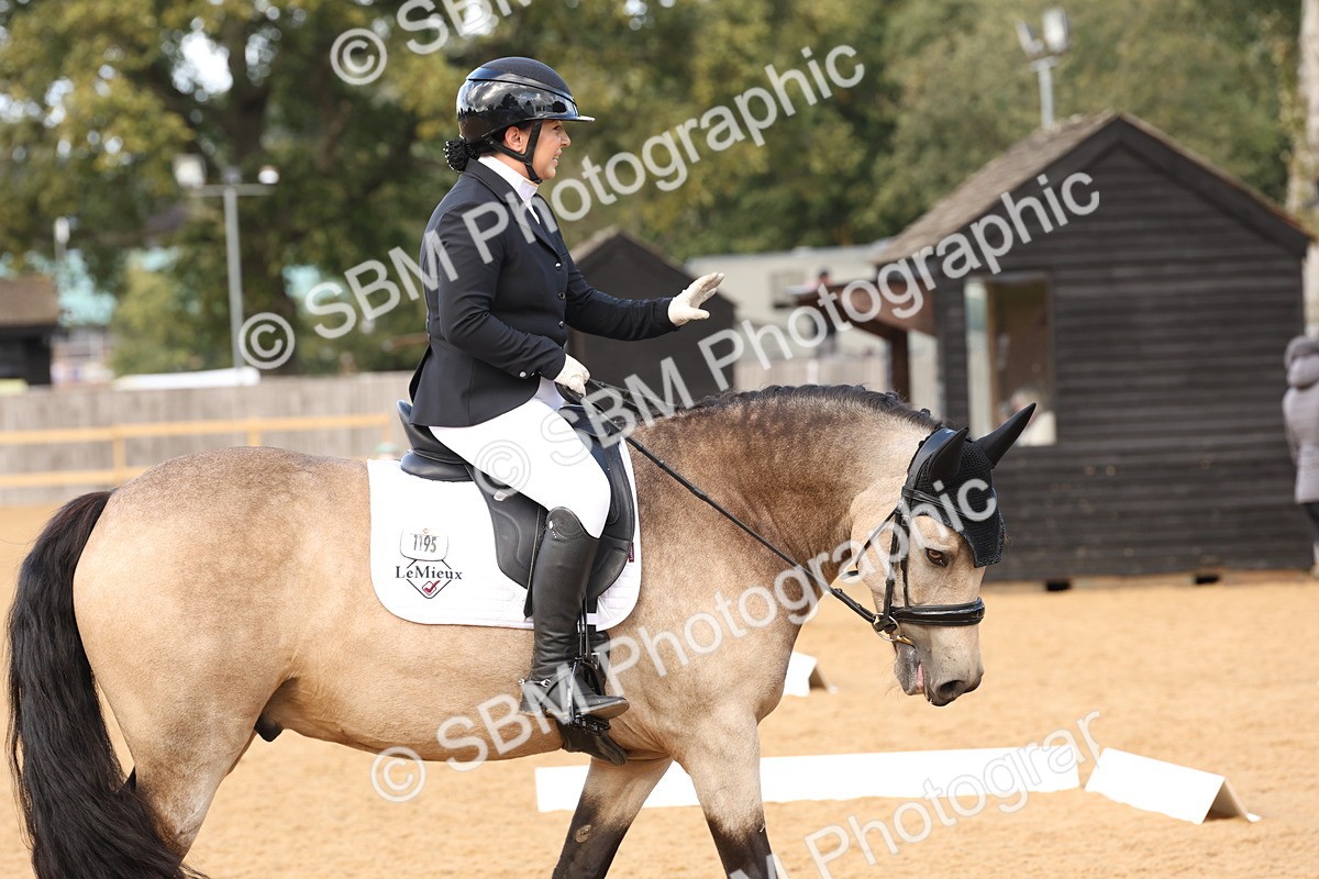 SBM_27059 - D17 - Grand Tour Championship Novice 3