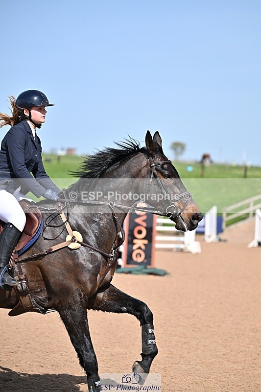 260408-142308-00893 - Cls 5 Newcomers and 1.10m Open