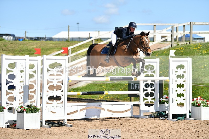 240420A-123412-11011 - Cls 3, 2 Star Small Tour 1.30m