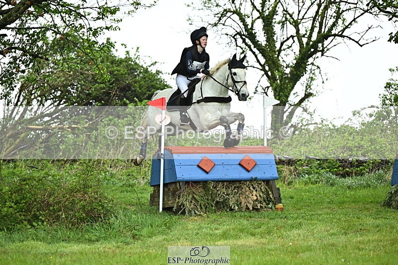 250418-101634-01371 - 118-Poppy.Turriff-LANDSBROOK.FAERIE.TALE