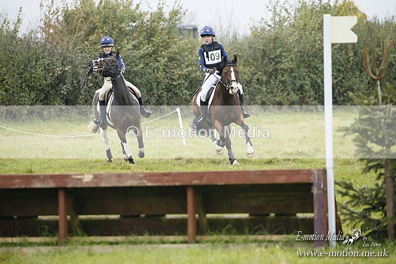 WWHT 181020 WWHT 181020 898 - WWEC Novice Pairs (0.80m) 18/10/20