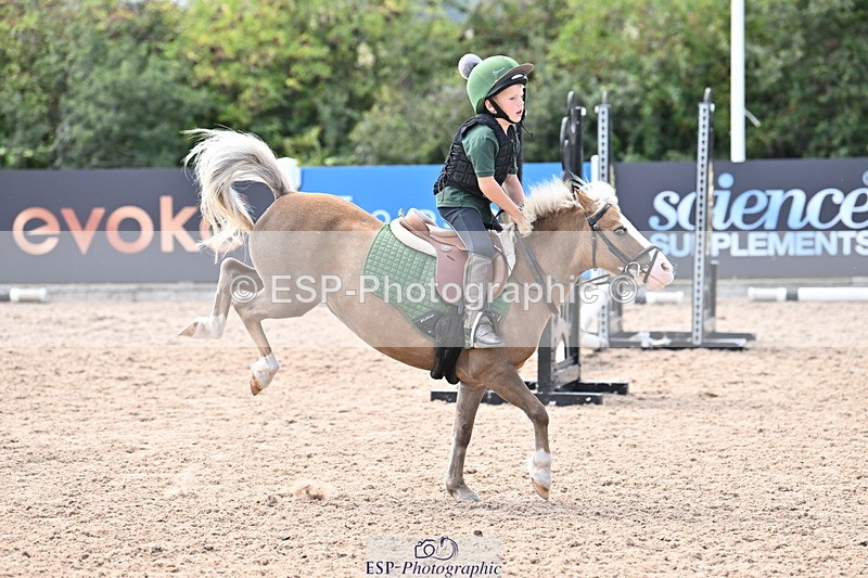 250821B-144442-00846 - Group D - Thomasina