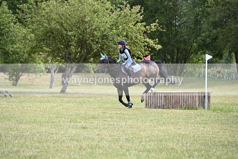 WJ6_6390 - 60cm XC Time 10:17 to 10:49