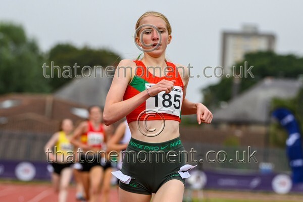 Age25SUN-929841 - Track Female Set Two