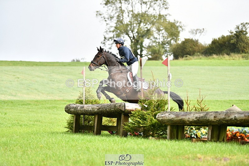 230924A-121103-05637 - 100 XC 12.00 to 13.00