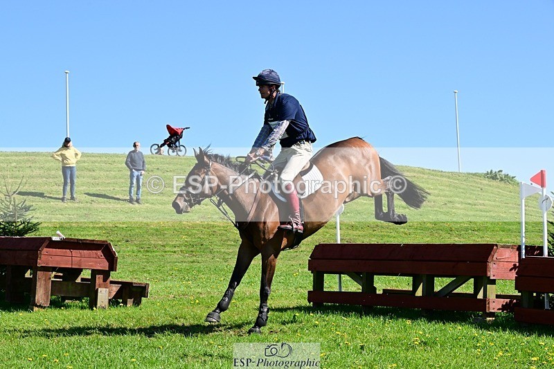 260419-110413-10130 - O-711-William.Fox-Pitt