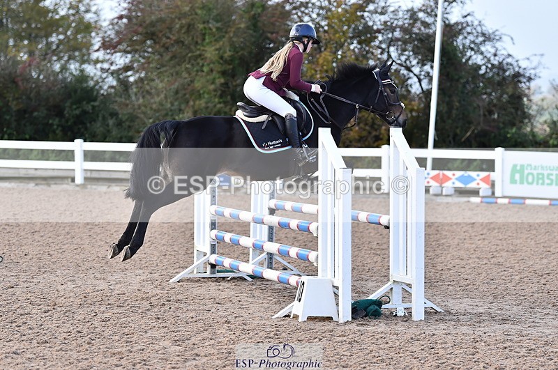 231028A-110316-00672 - Cls 2 British Novice & 80cm Open