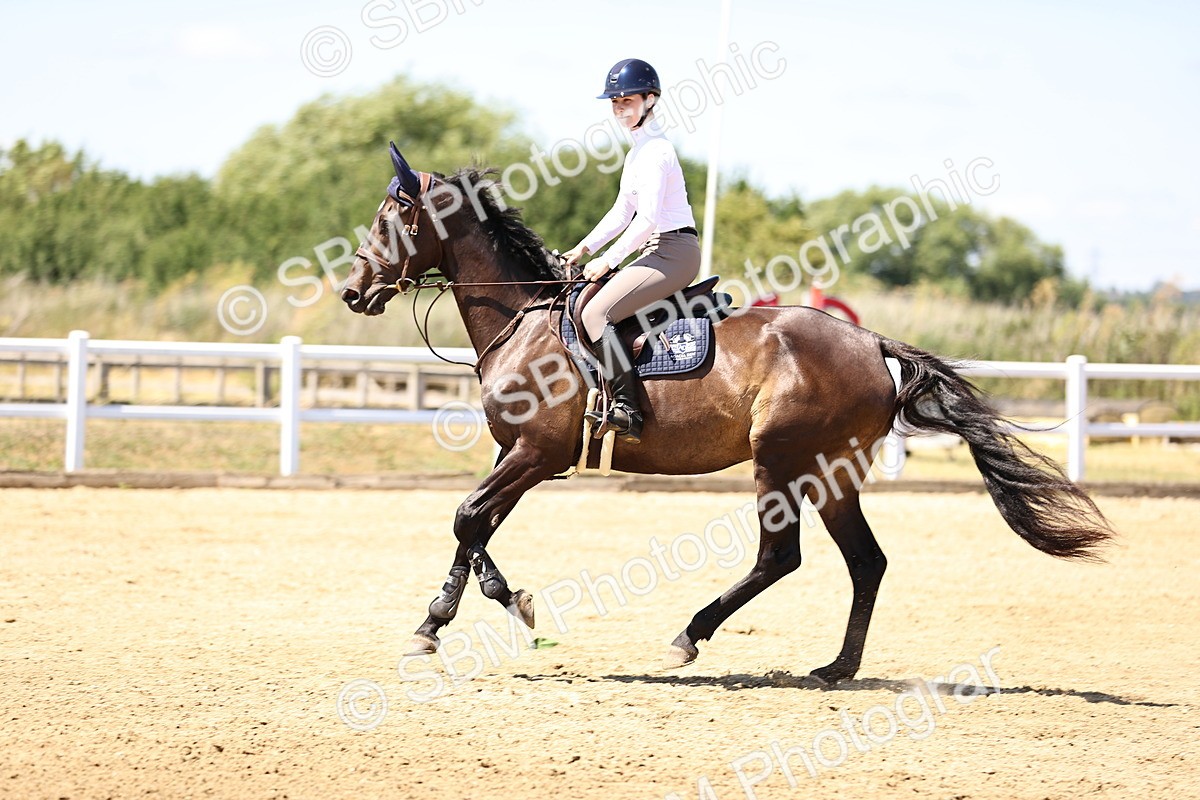 SBM_014477 - Class 15 - Senior Newcomers - 1.10m Open
