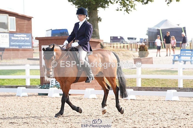 250817-094052-07210 - 157-Camilla.HankinsonChapel.Arch