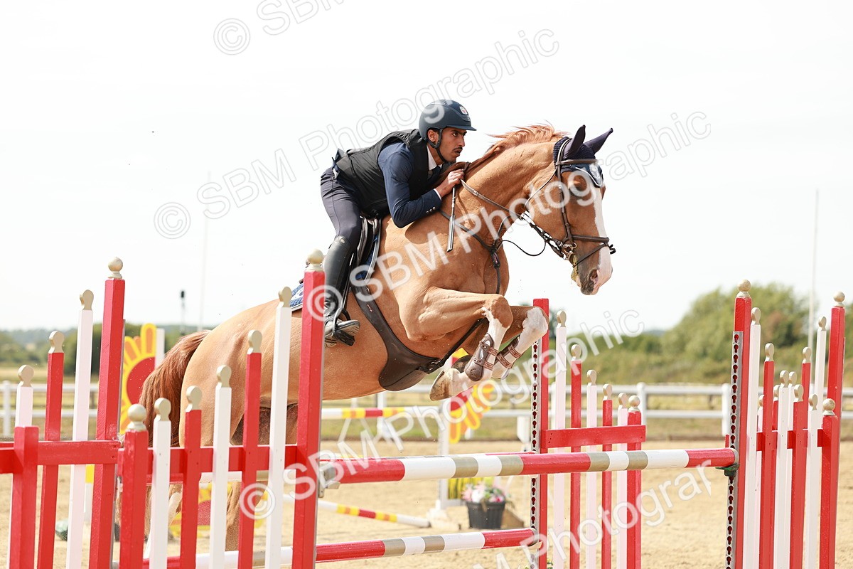 SBM_008213 - Class 4 - Senior Foxhunter - 1.20m Open
