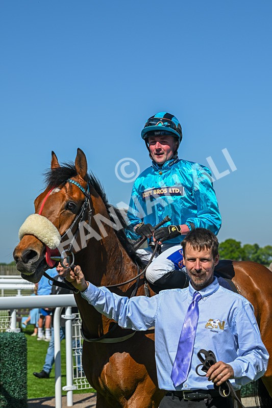 130525-Race 3-Ingleby Archie-9920 - Race 3