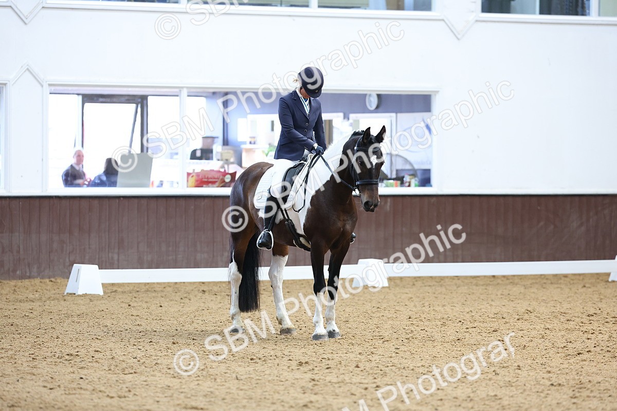 SBM_015866 - Class 15 - Novice FSM - 9.50 - 11.10