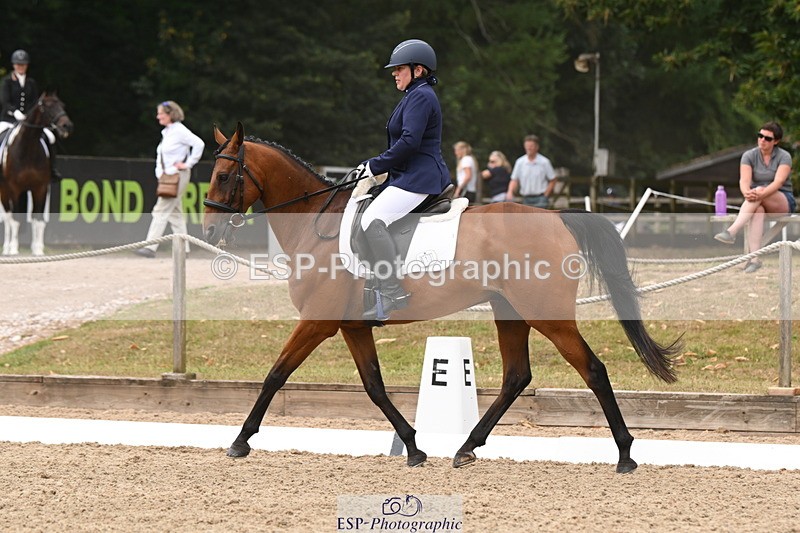 250719A-120922-04629 - 017-Samantha.Meech-Breezeblock