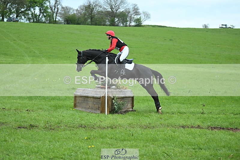 250419-162158-13247 - 673-Sarah.Whitehead-SHAKE.HIM.UP