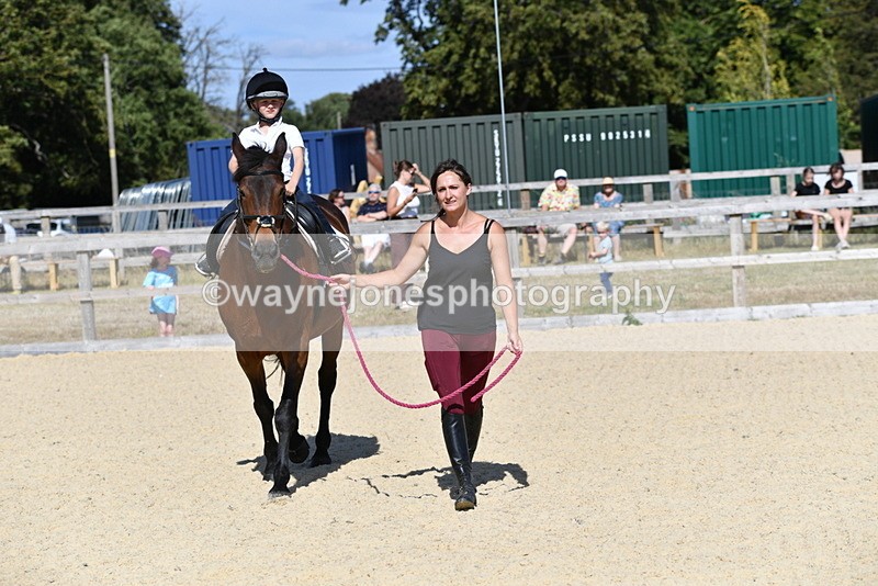 WJ5_5364 - Poles on the Floor