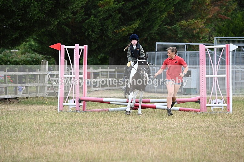 WJ6_9727 - Class 12 Minimus Jumping 45cm