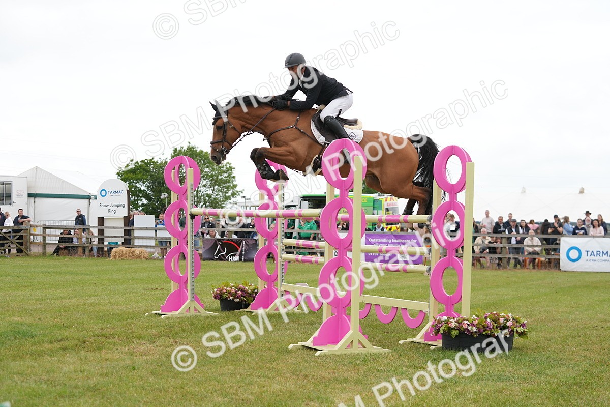 SBM_06416 - Class 202 - National 1.40m Open