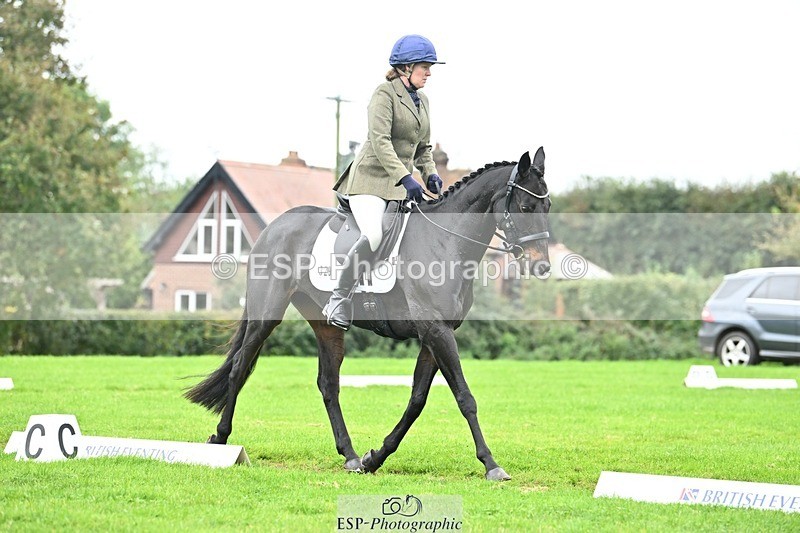 241024-134742-04210 - 329-Lisa.Donner-NOTNOWBABE