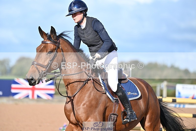 231014A-102856-04109 - Cls 18 Newcomers & 1.10m Open