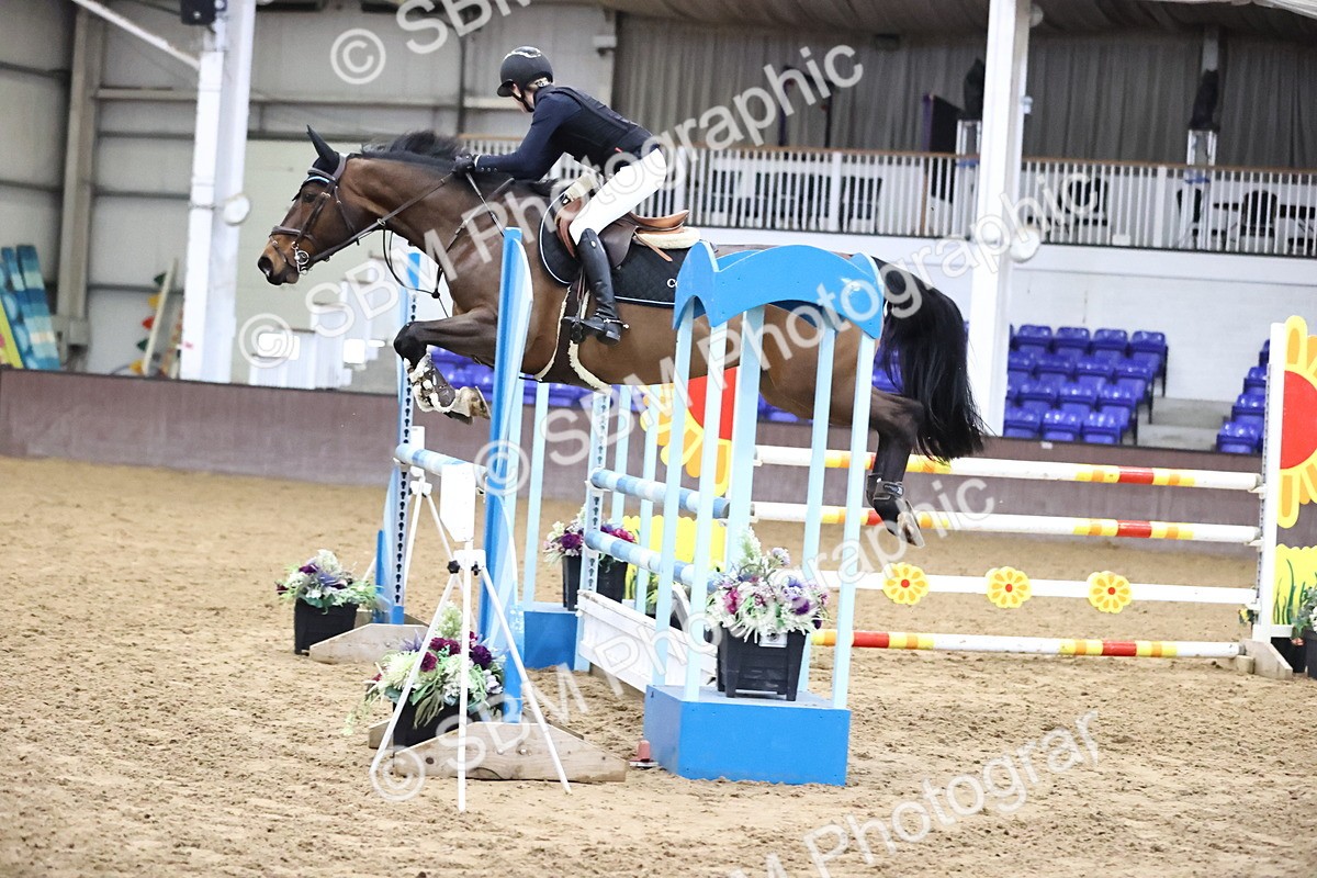 SBM_005658 - Class 17 - Senior Newcomers 1.10m