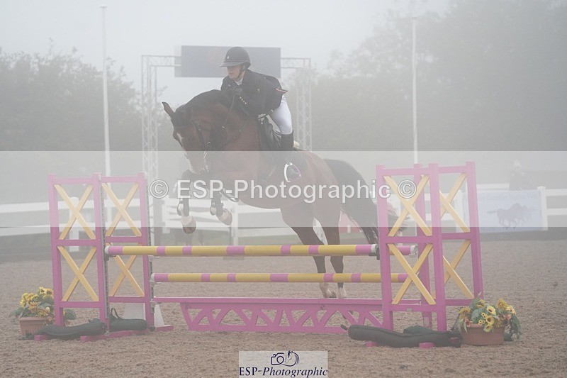 251003-101942-00034 - Cls 6 British Novice and 90cm