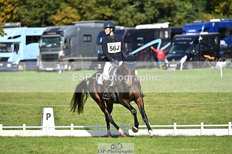 251024A-112750-09672 - G-562-Phoebe.Lagor