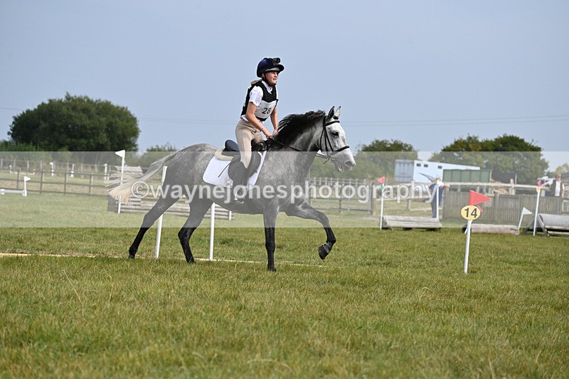 WJ6_1223 - 60cm XC Time 12:55 to 13:19