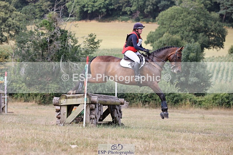 250802A-160143-06918 - E-207-Imogen.Carter-ARDNORE.EPONA