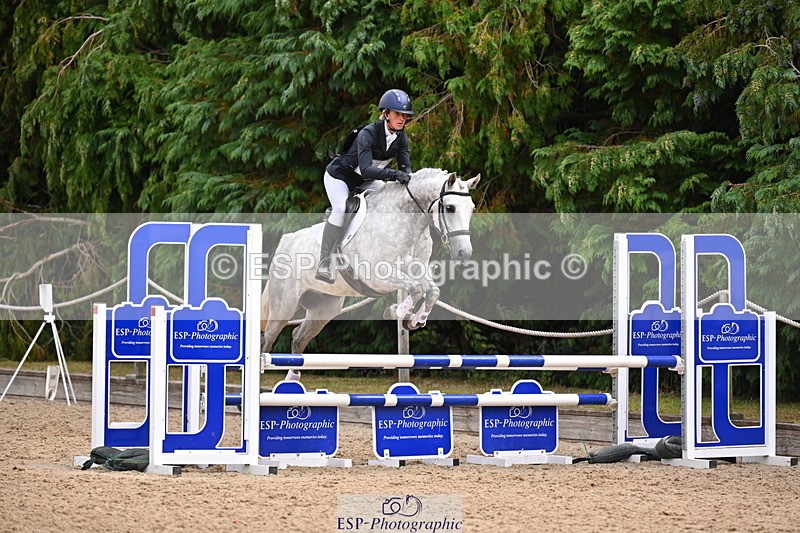 250802A-111847-02493 - C-122-Emma.Langfjord-Friend-MOUNTROSS.FIONN