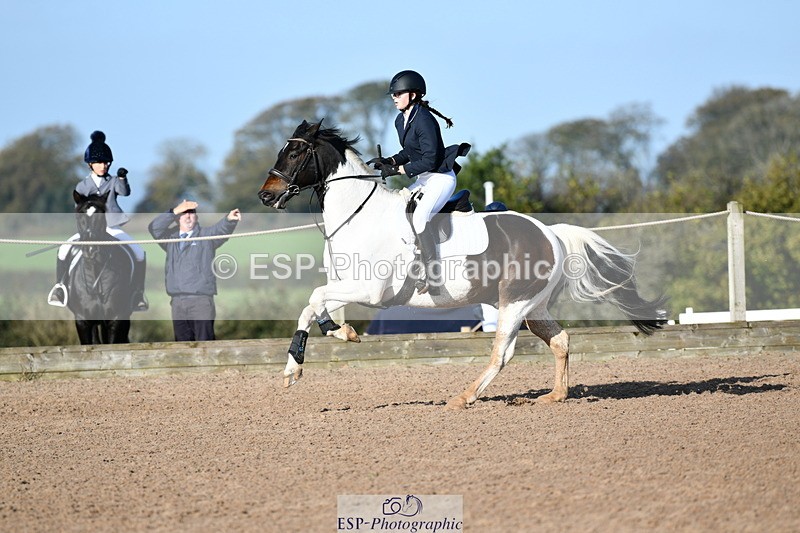 241026A-103603-00652 - SAT Cls 22+23 Club and Schools 70cm