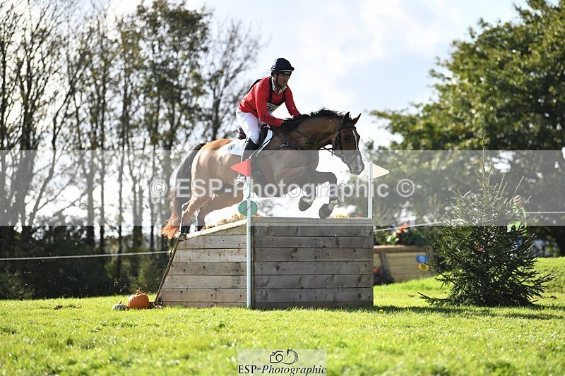 231022-142109-29012 - 345-THE.PREACHER.MAN-David.Doel-XC