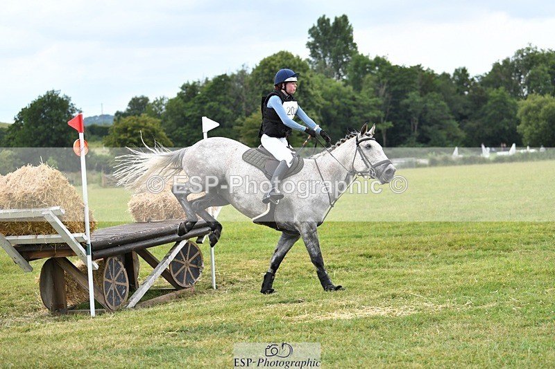 230625-104132-01131 - XC 90cm 9.45 to 11.00