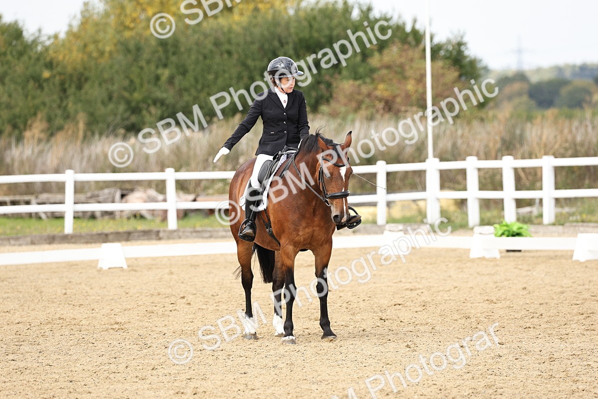 SBM_013202 - Class 3 - Novice 4 - 11.43-12.25