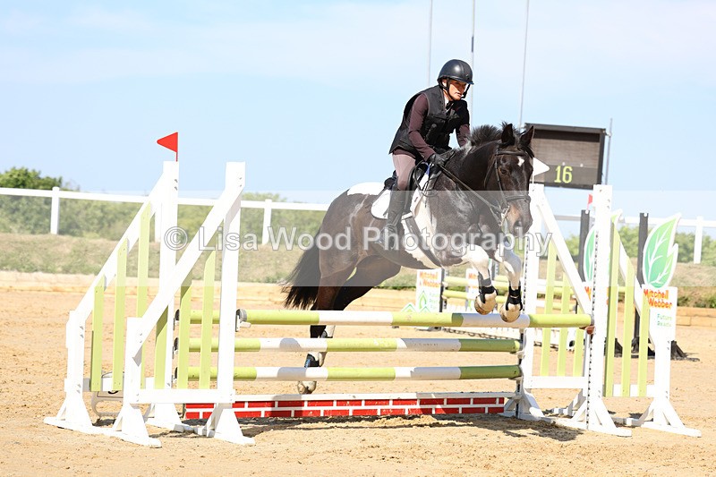 3E7A5382 - Class 4: Senior BN/90cm open