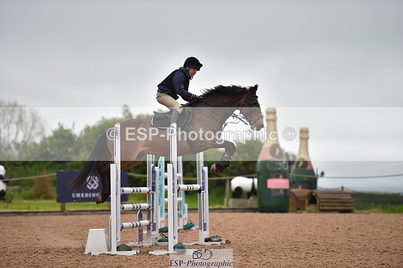 240528A-182236-00880 - 90cm