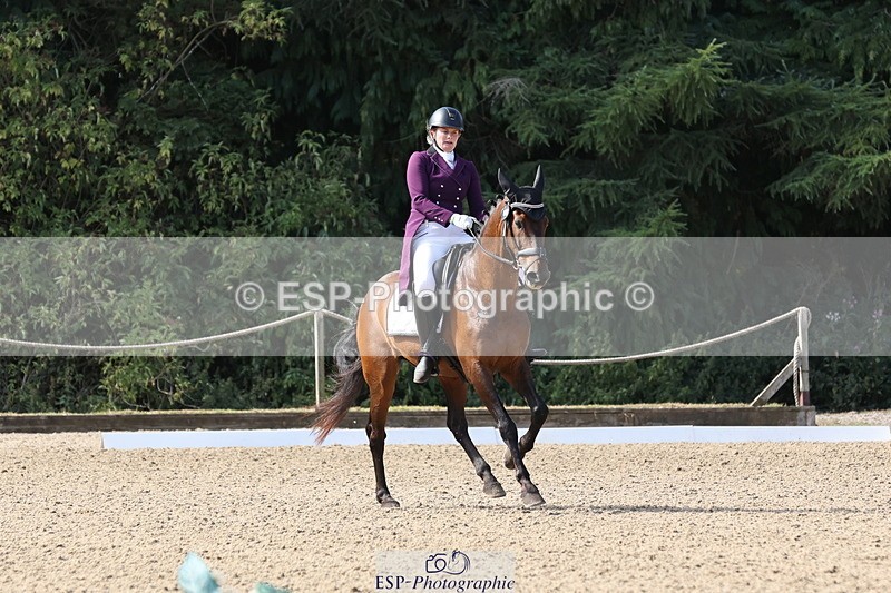 250809A-101048-02313 - 004-Nicola.KayesBoss.X