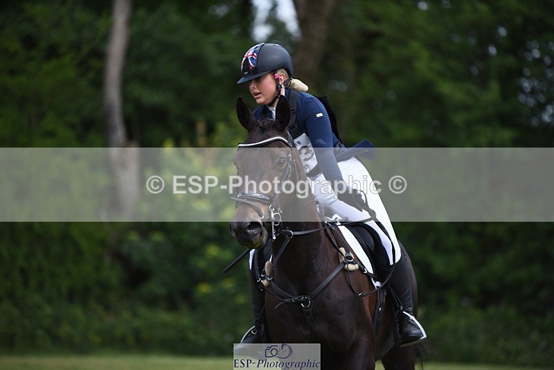 240630-104934-00152 - 103-Olivia_Marriott-Charming_Fellow