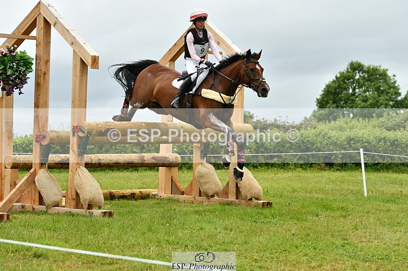 250524A-094838-08597 - A-009-Clementine.Crosthwaite.Eyre-LYJADOR