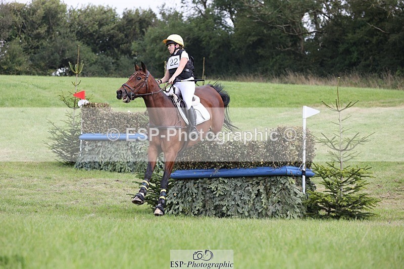 240831A-122217-02273 - 122-Philippa.Stahl-WILLOW.LANCER