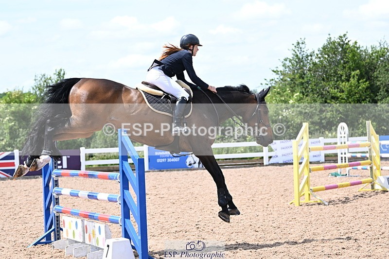 240619A-141100-00452 - Cls 4 Snr Newcomers and 1.10m Open